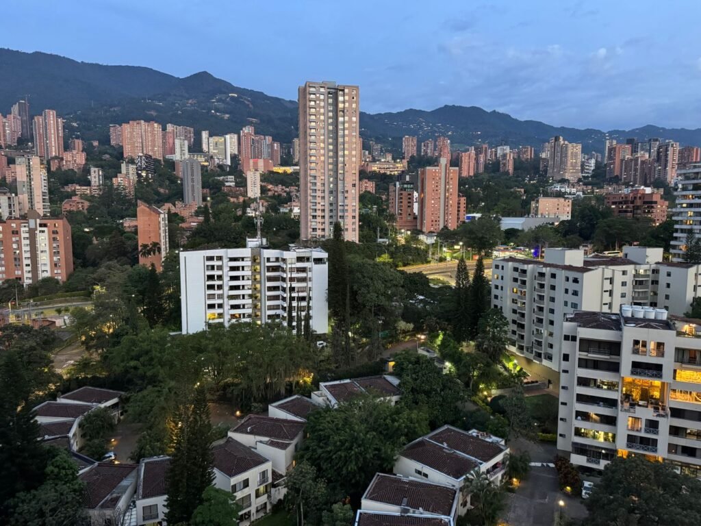 Barrio residencial moderno de Medellín